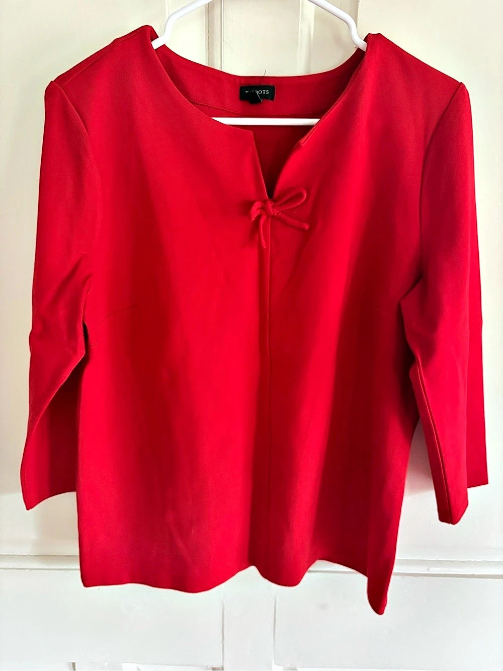 Talbots Top Womens Large Red Bow Detail Split Neck 3/4 Sleeve Classic